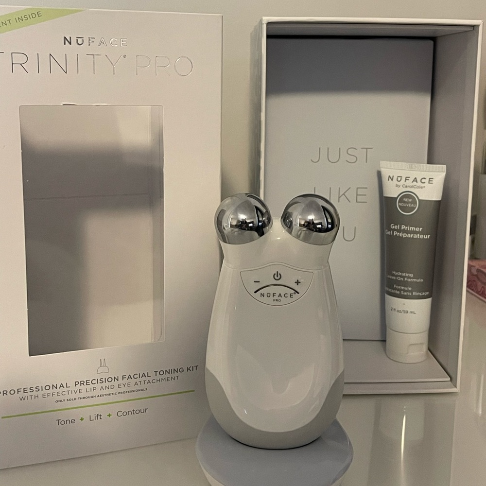 NuFace micro-current Trinity pro + ele attachment. Gently used a handful times💕